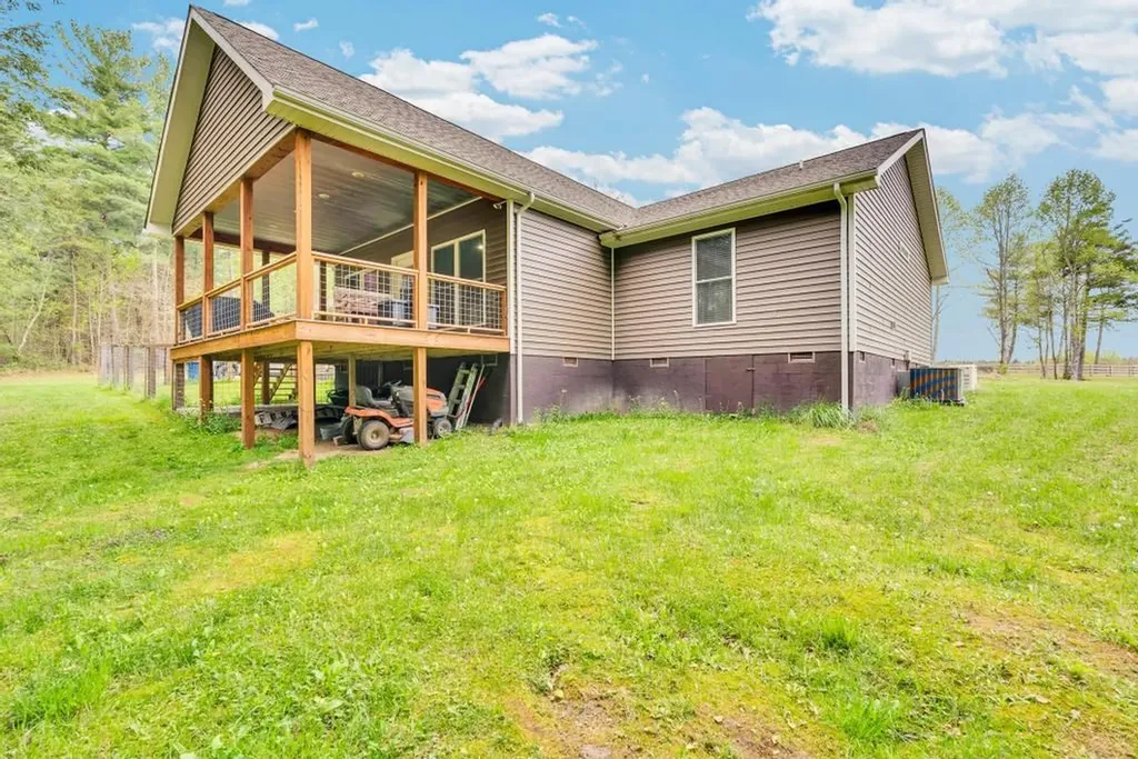 4282 Standing Rock Road Jamestown TN 38556