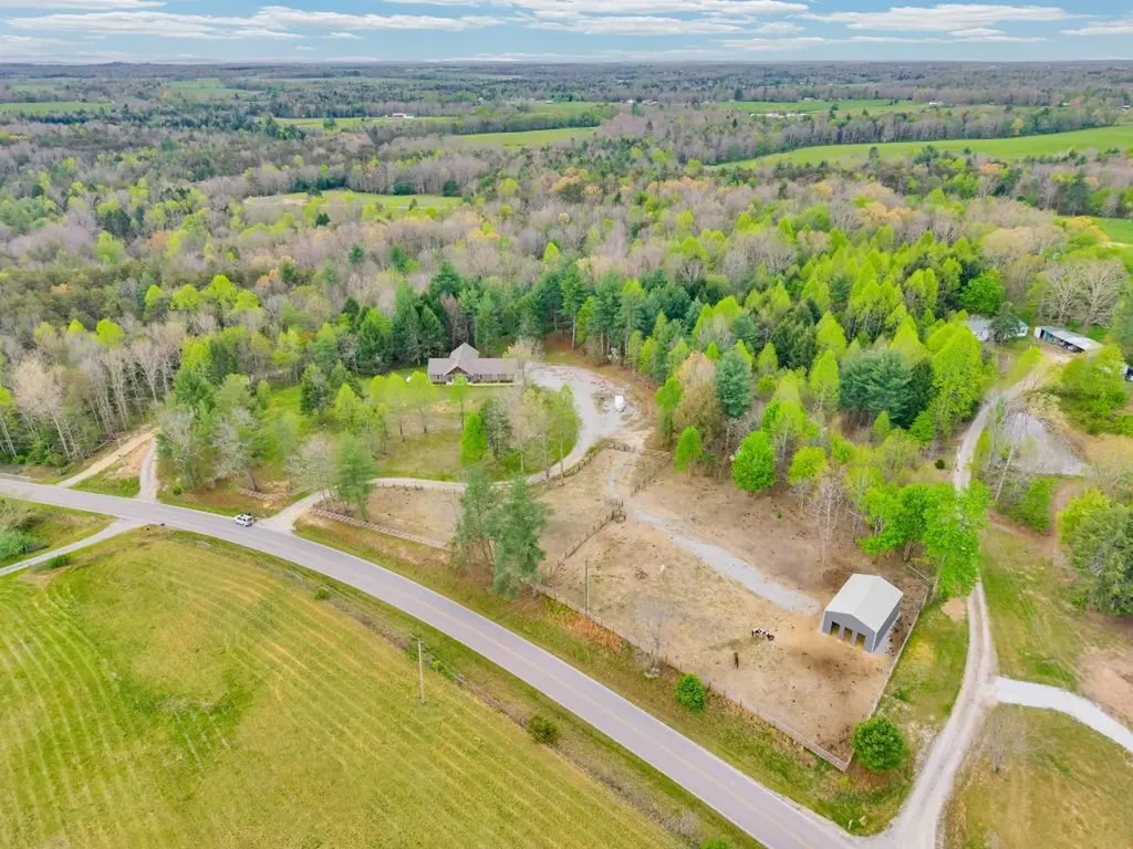 4282 Standing Rock Road Jamestown TN 38556