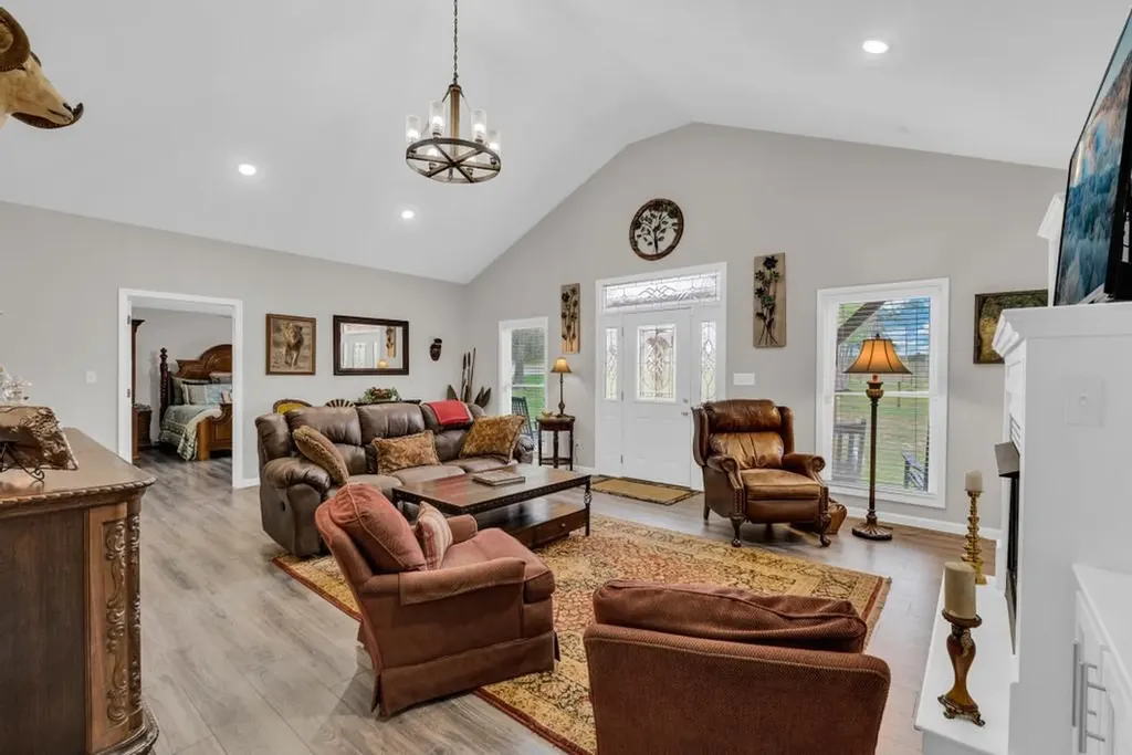 4282 Standing Rock Road Jamestown TN 38556