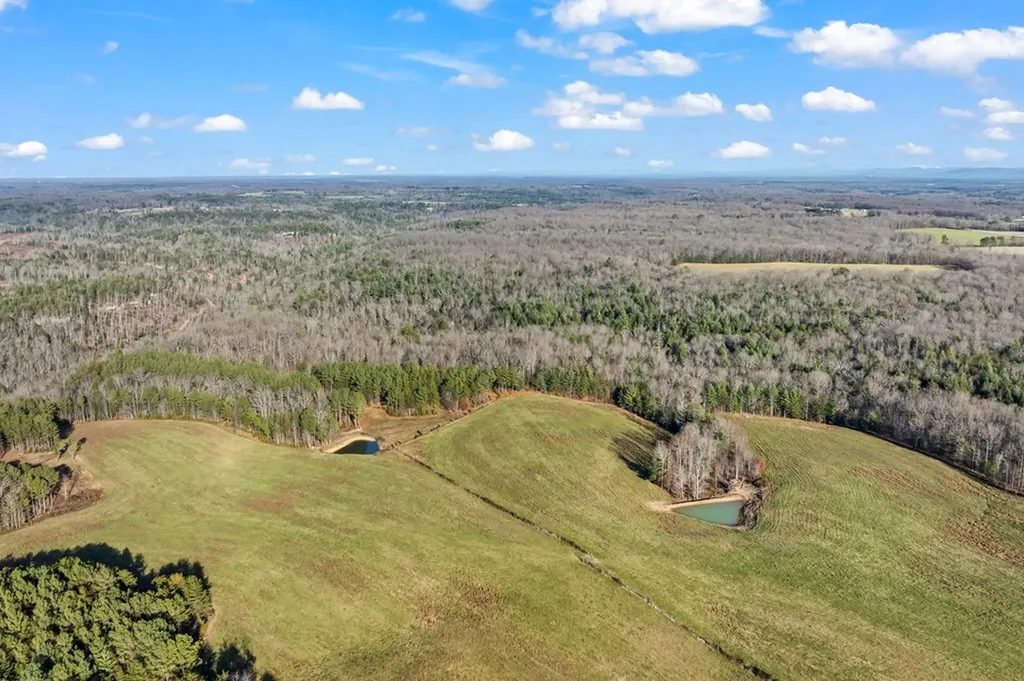 150 Acre Prong Of Clear Fork Jamestown TN 38566