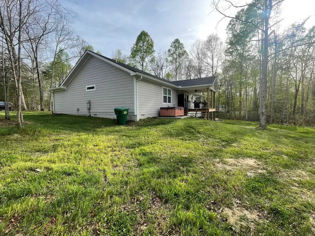359 Youngs Ford Road Jamestown TN 38556