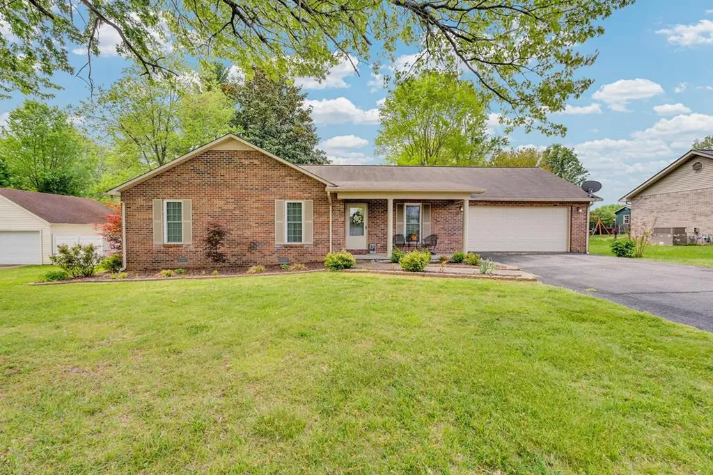 595 Laurel Park Circle Cookeville TN 38501