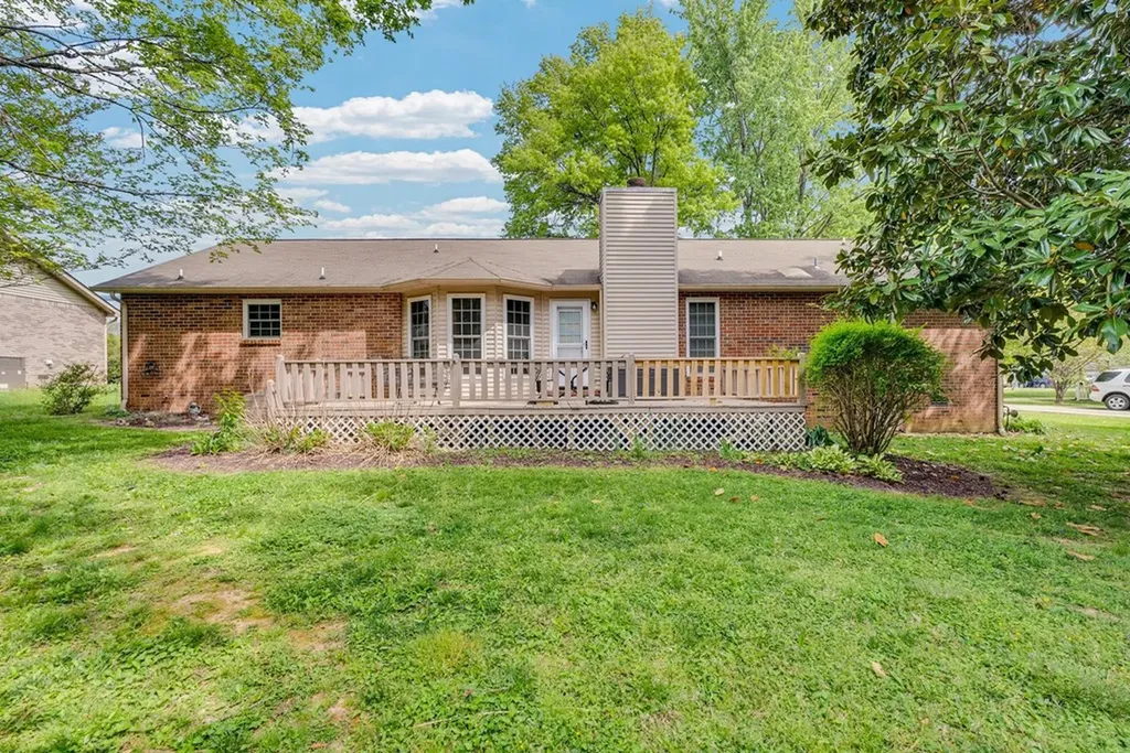 595 Laurel Park Circle Cookeville TN 38501