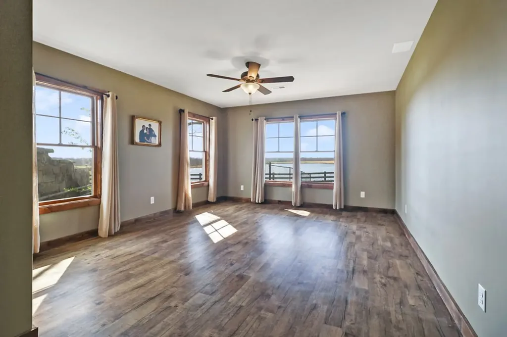 1201 Bridle Trail Spencer TN 38585