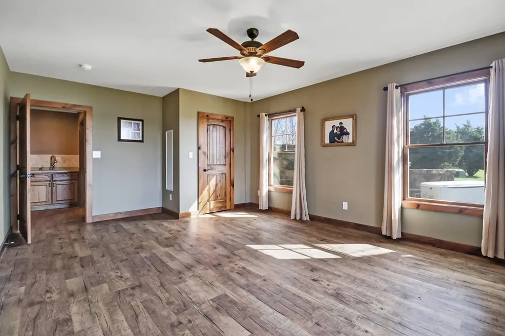 1201 Bridle Trail Spencer TN 38585