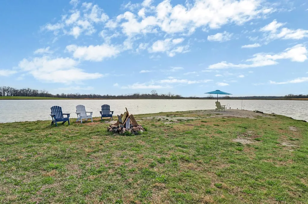 1201 Bridle Trail Spencer TN 38585