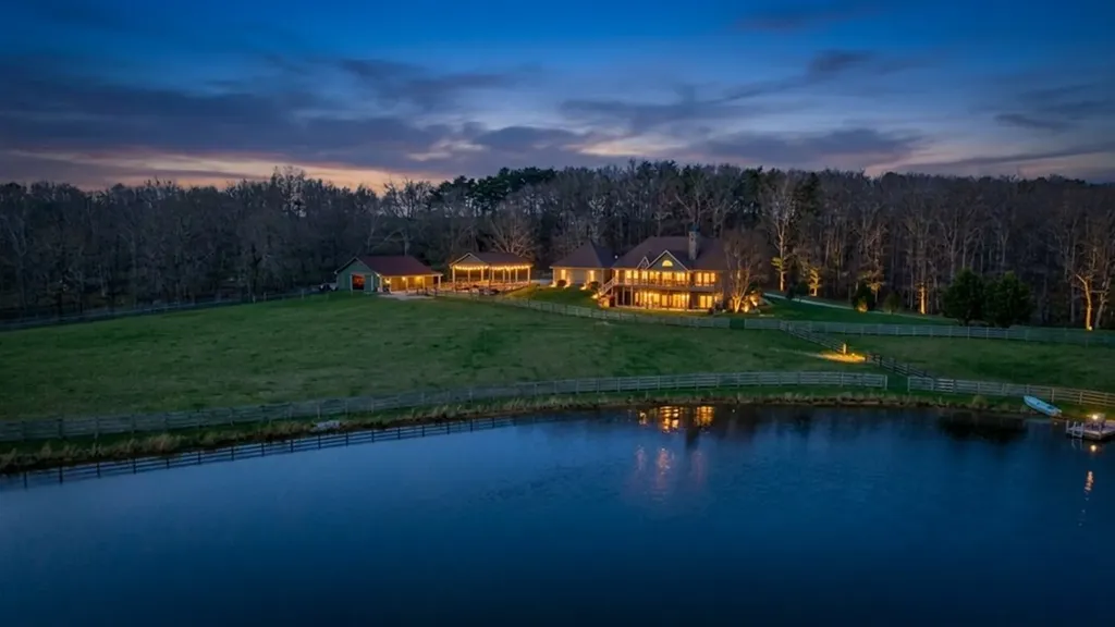 1201 Bridle Trail Spencer TN 38585