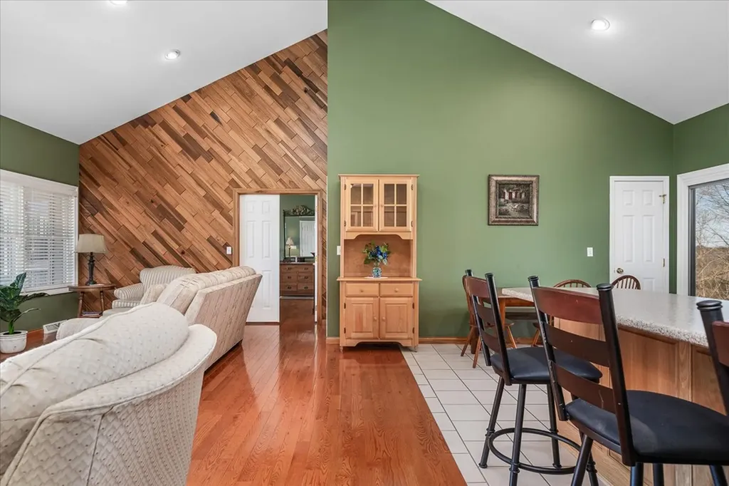 566 Mallard Byrdstown TN 38549