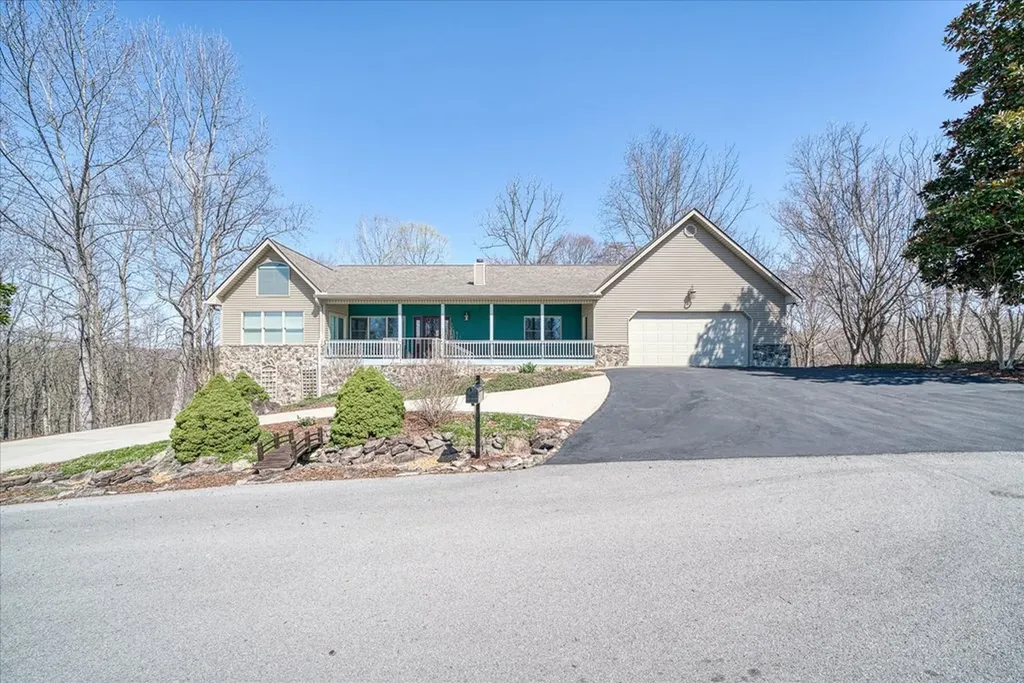 566 Mallard Byrdstown TN 38549