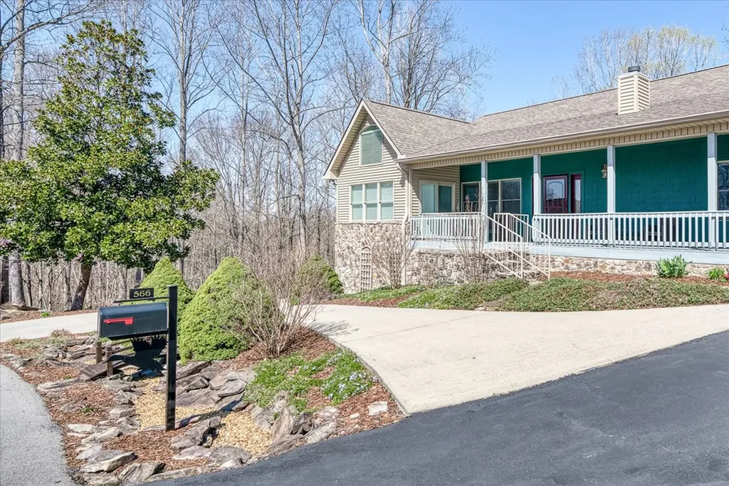 566 Mallard Byrdstown TN 38549