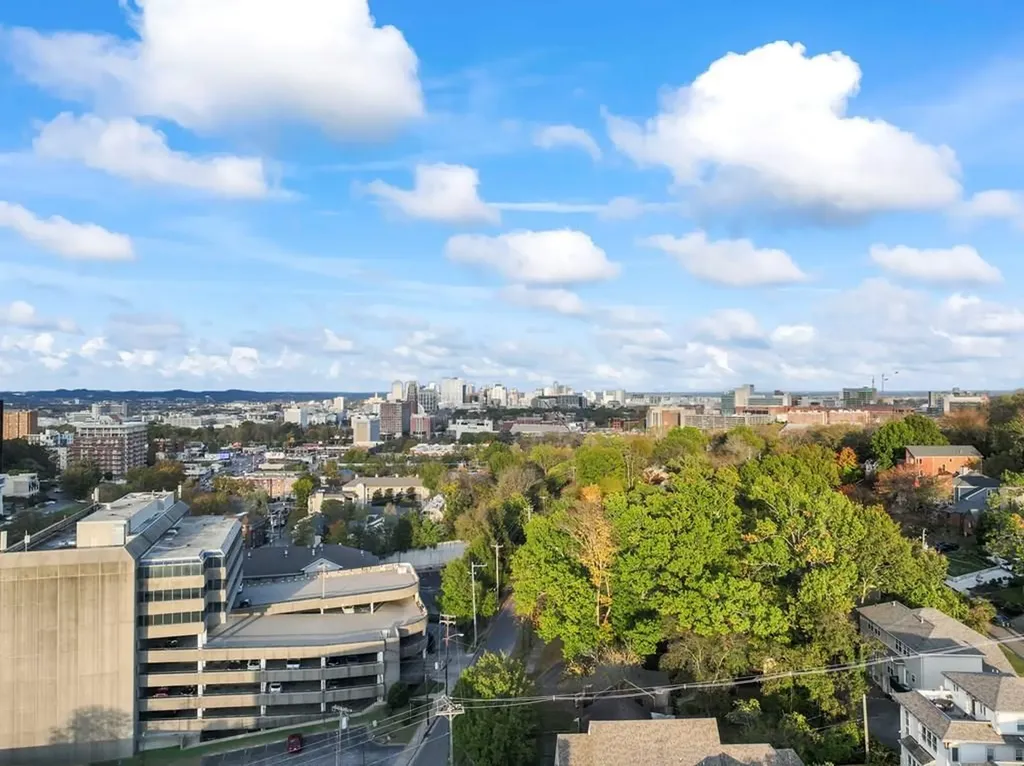 3415 West End Avenue #1101 Nashville TN 37203