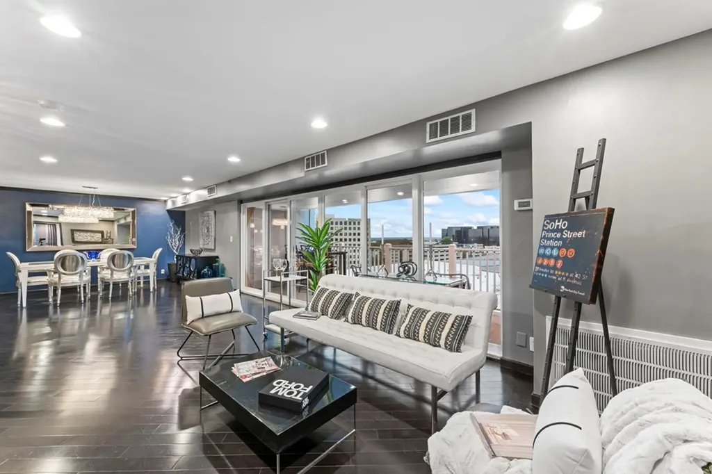 3415 West End Avenue #1101 Nashville TN 37203