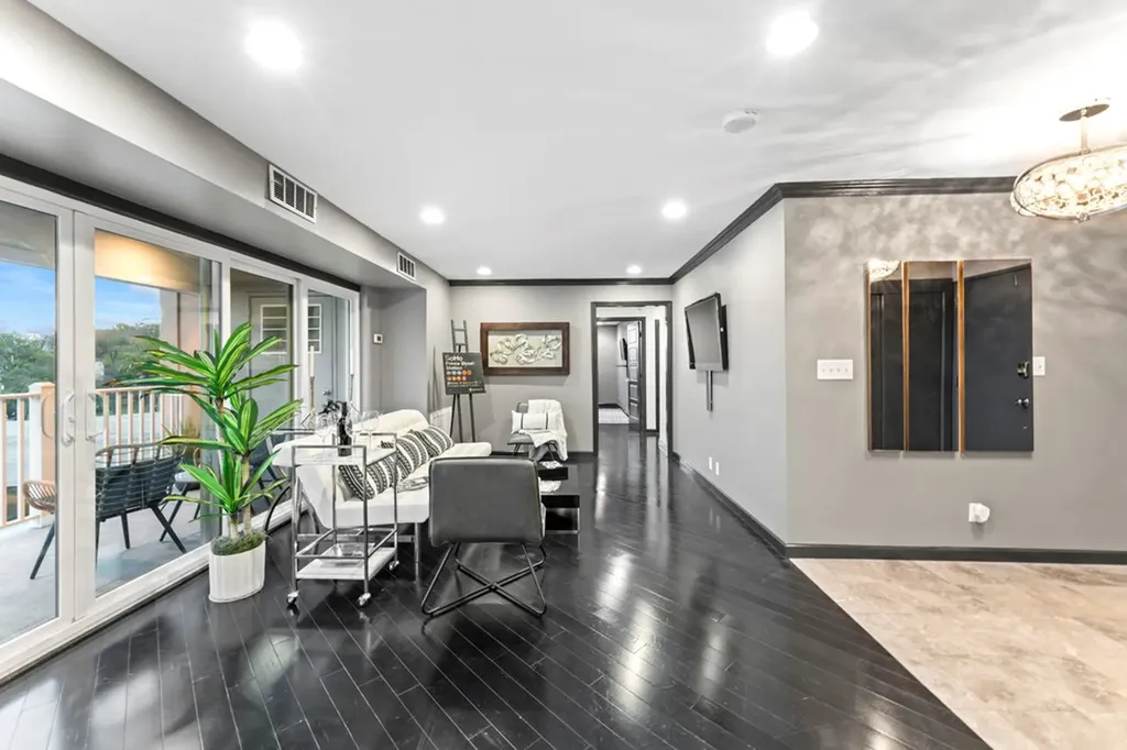 3415 West End Avenue #1101 Nashville TN 37203
