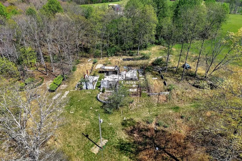 4877 Eastland Road Sparta TN 38583