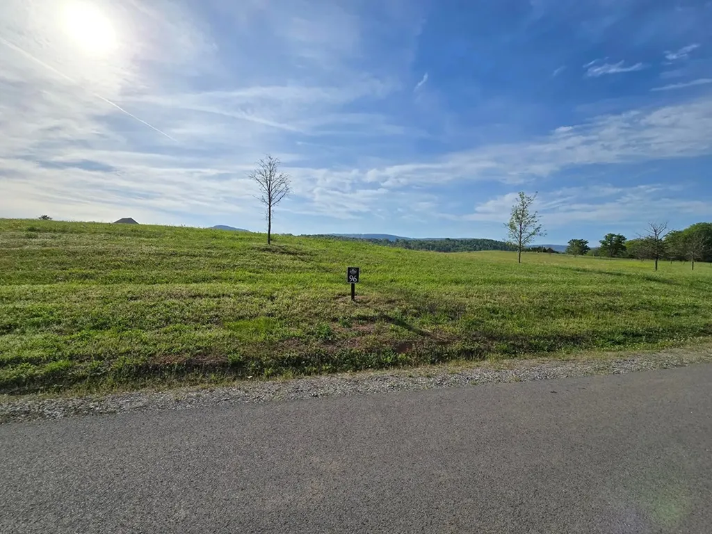 96 & 98 0 River Ridge Drive Dunlap TN 37327
