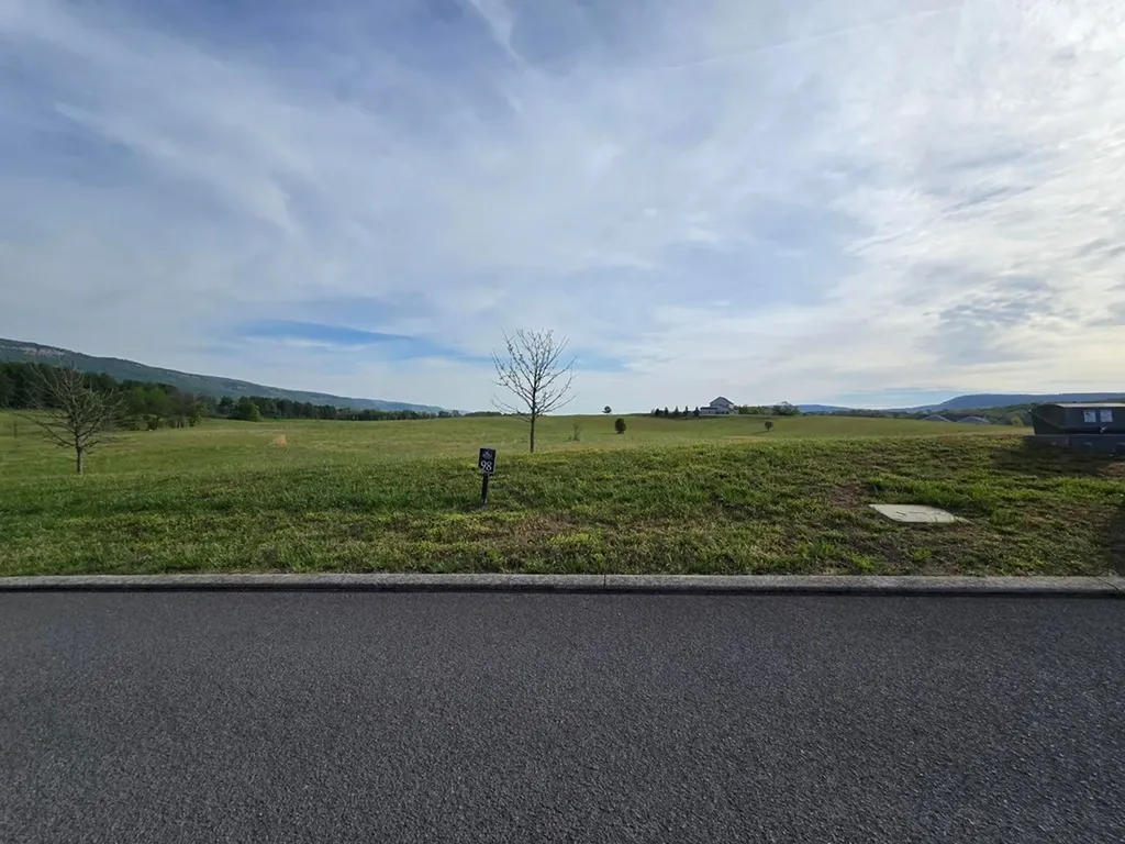 96 & 98 0 River Ridge Drive Dunlap TN 37327