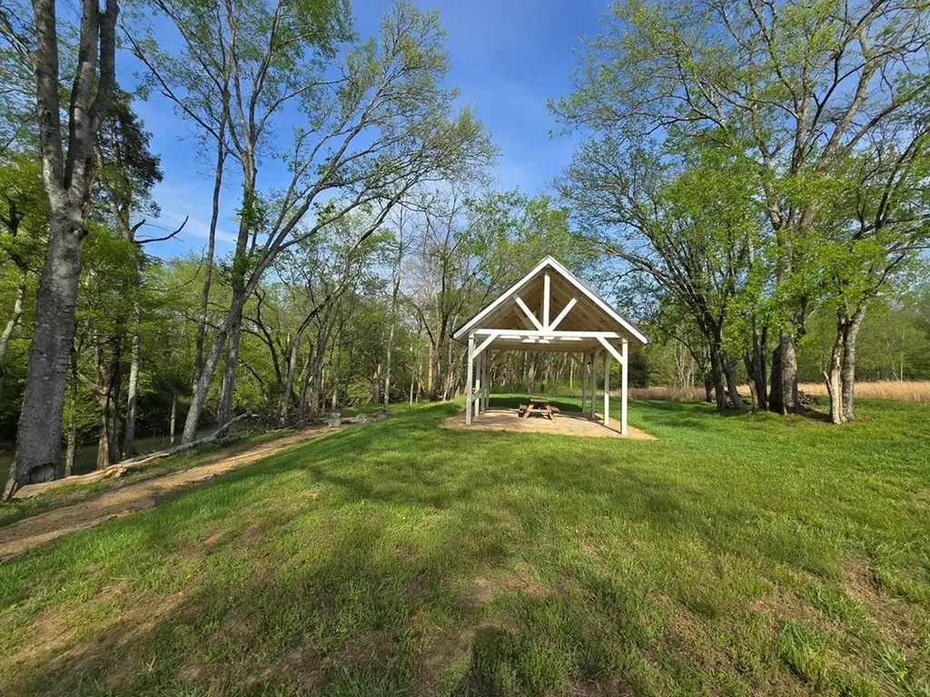 96 & 98 0 River Ridge Drive Dunlap TN 37327