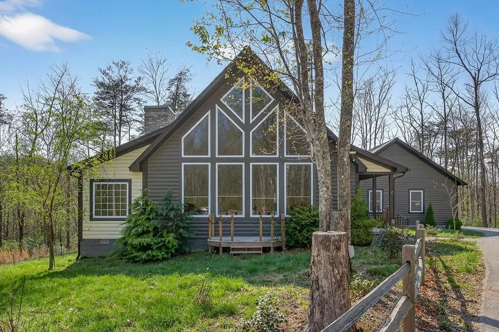 31 Reeves Place Monterey TN 38574