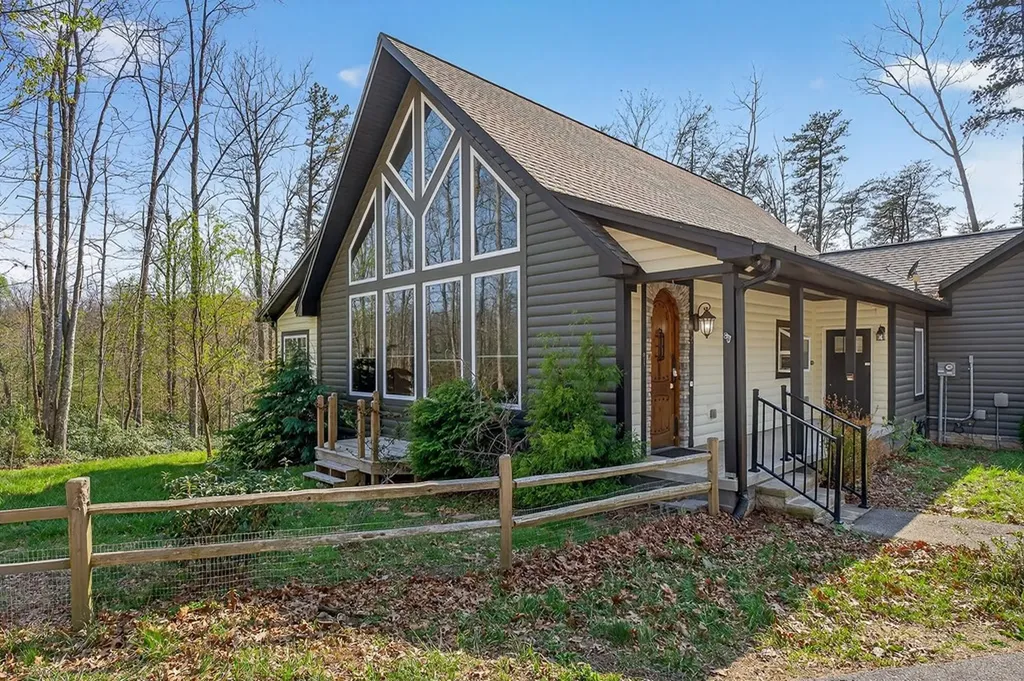 31 Reeves Place Monterey TN 38574