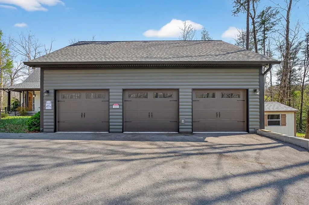 31 Reeves Place Monterey TN 38574