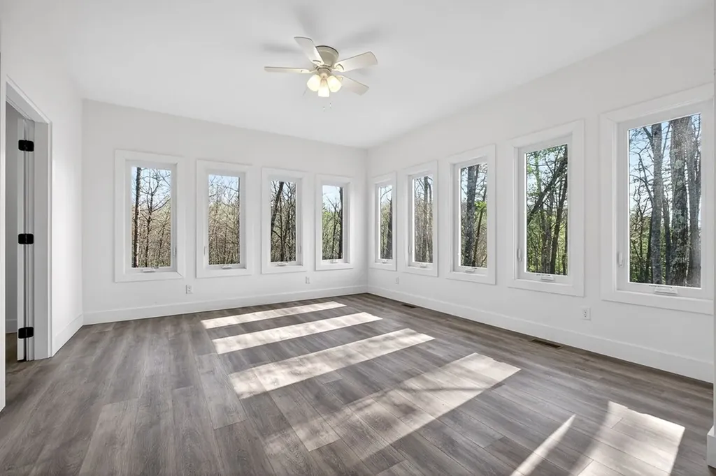31 Reeves Place Monterey TN 38574