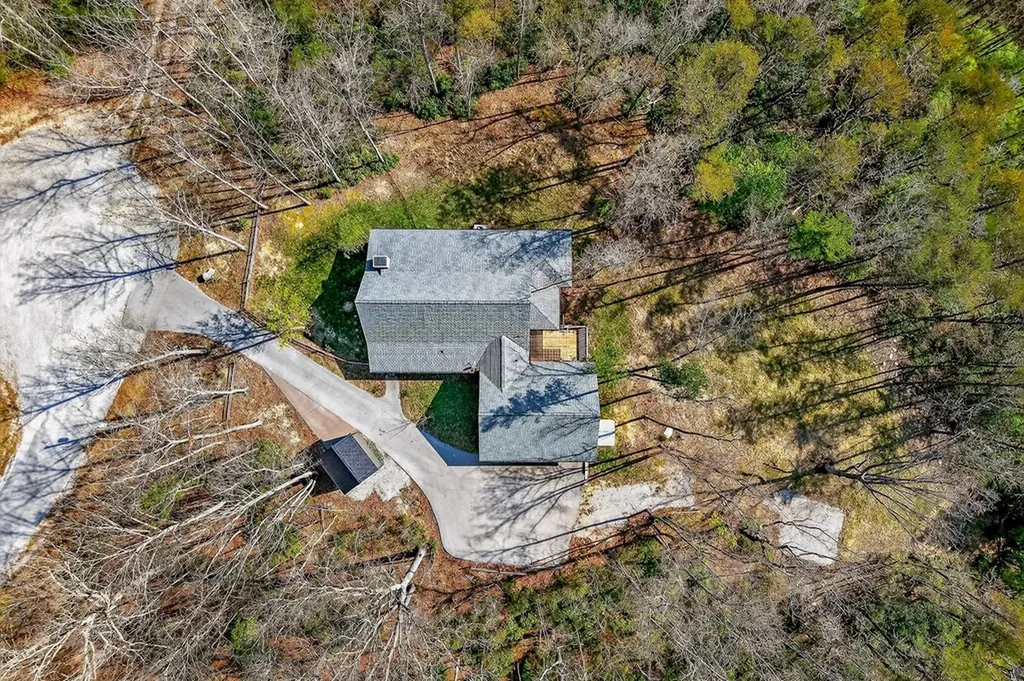 31 Reeves Place Monterey TN 38574