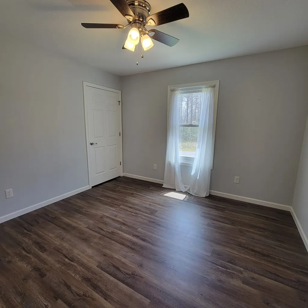 1039 Gray Eagle Drive Crossville TN 38572