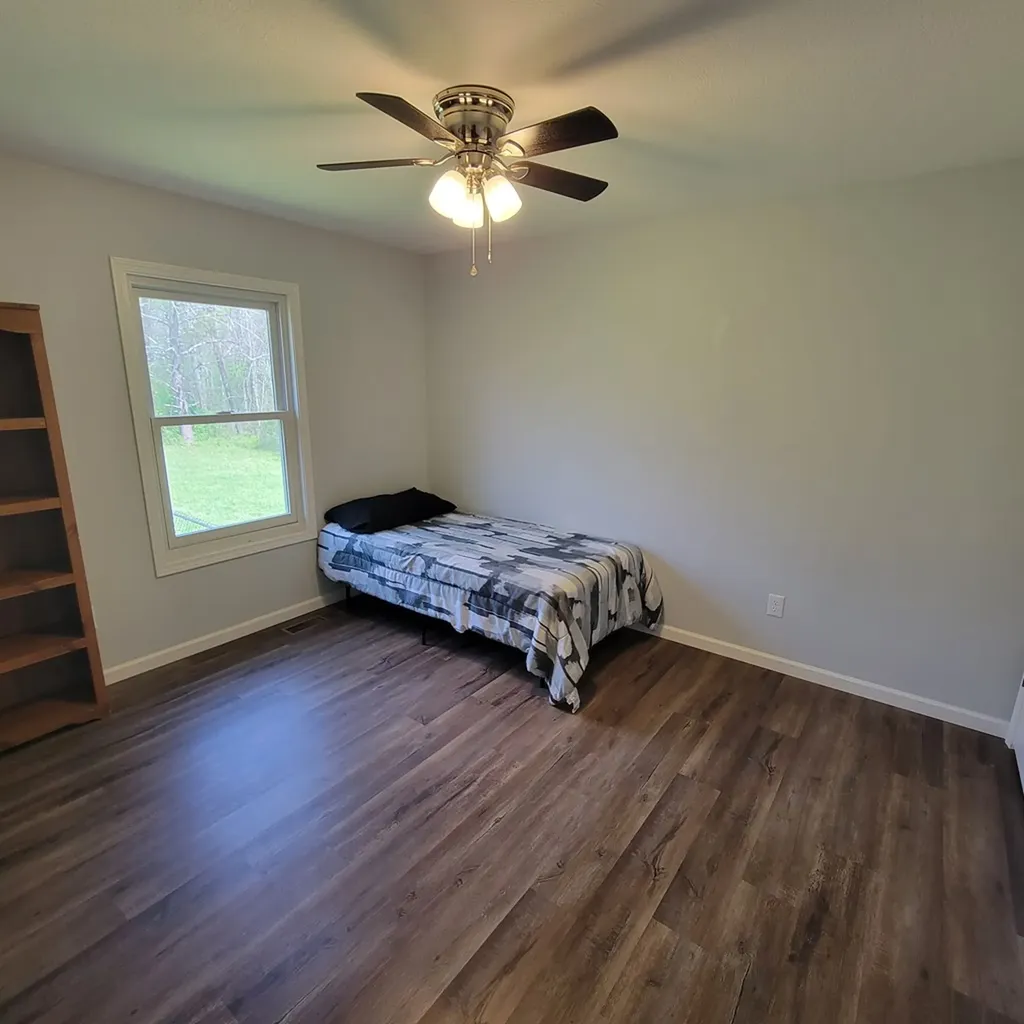 1039 Gray Eagle Drive Crossville TN 38572