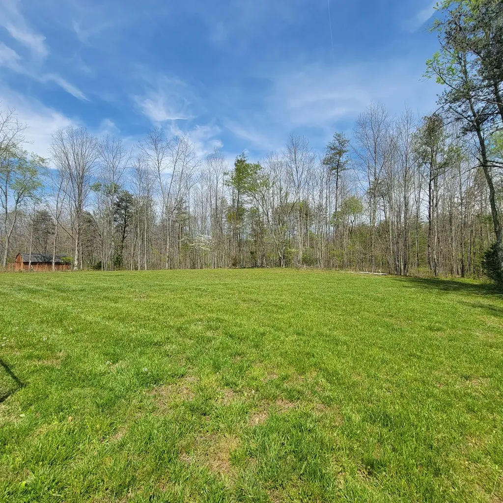 1039 Gray Eagle Drive Crossville TN 38572