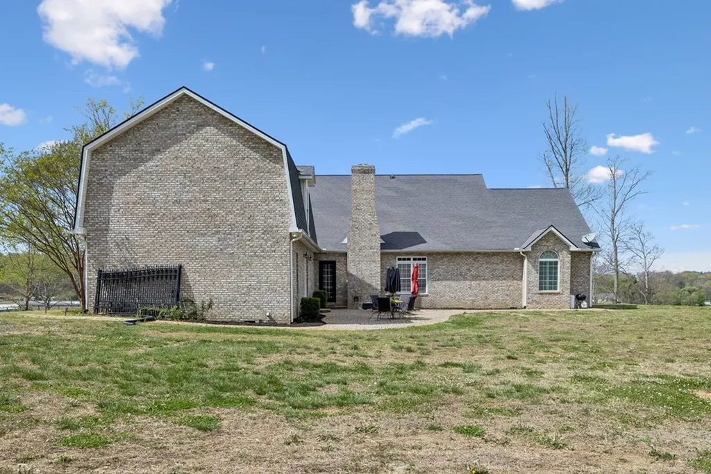 3631 Louisville Road Louisville TN 37777