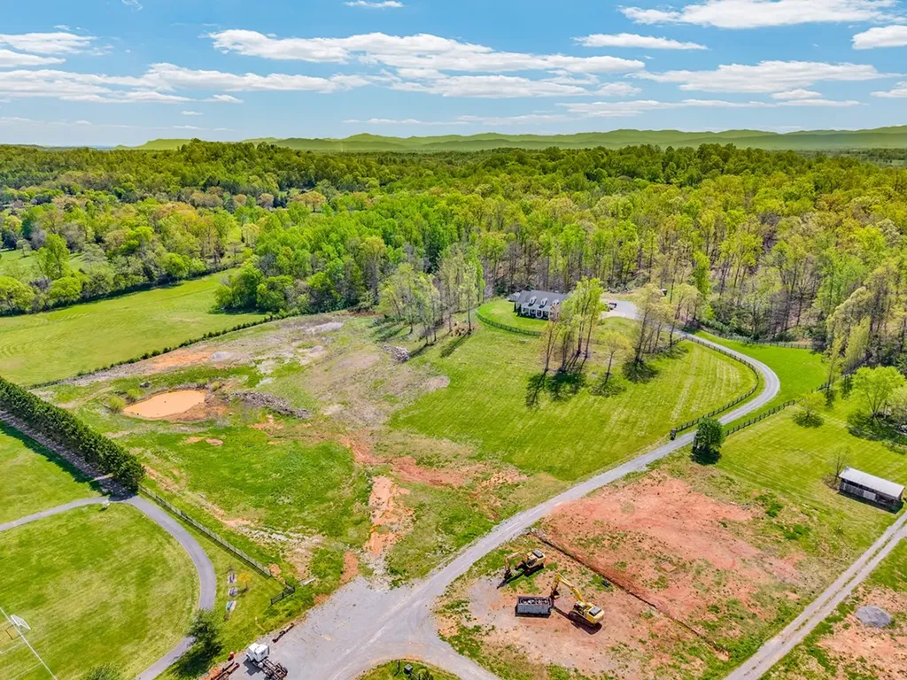3631 Louisville Road Louisville TN 37777