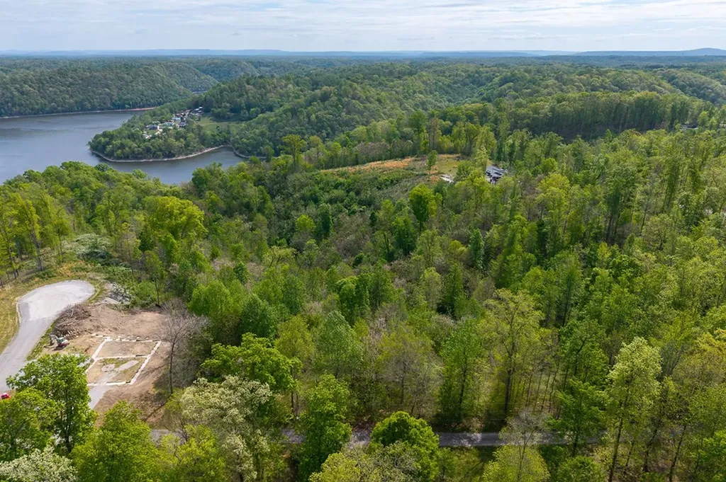 Lot 75 Backbone Road Sparta TN 38583