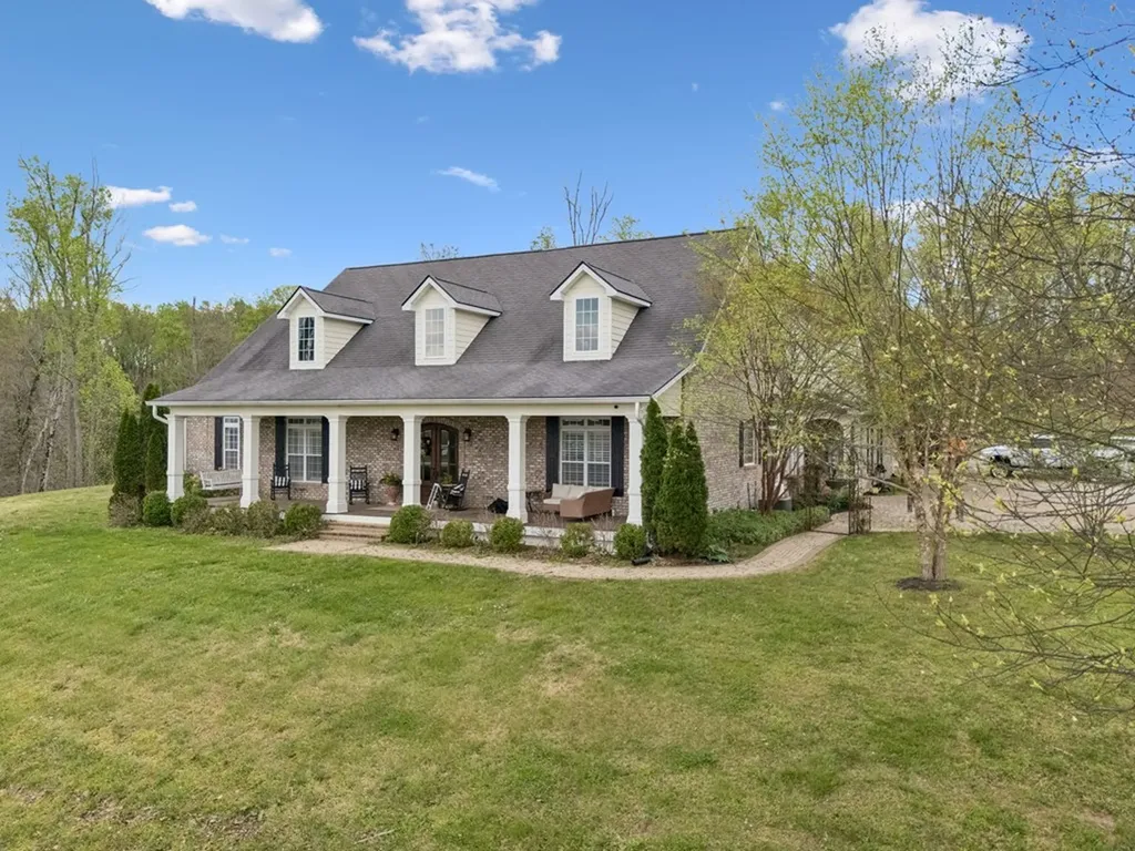 3631 Louisville Road Louisville TN 37777