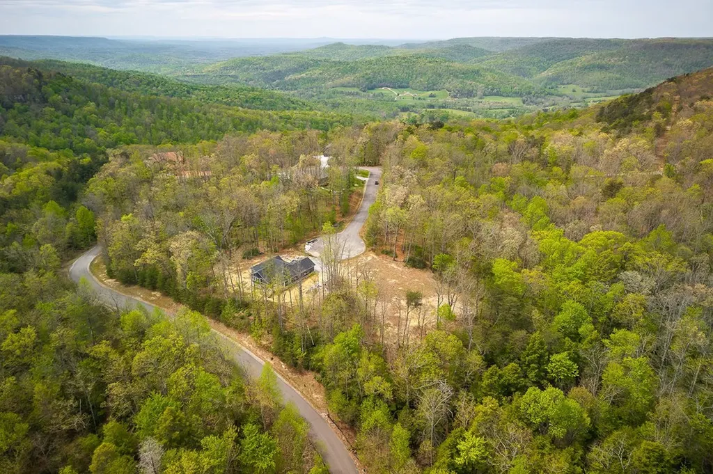 117 Fox Run Court Monterey TN 38574