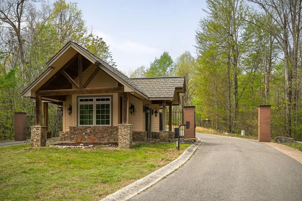 117 Fox Run Court Monterey TN 38574