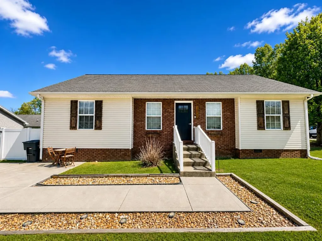 1223 N Quail Hollow Circle Cookeville TN 38501