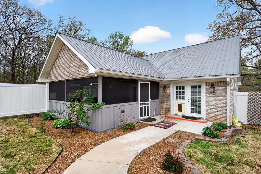 152 Black Mountain Road E Dunlap TN 37327
