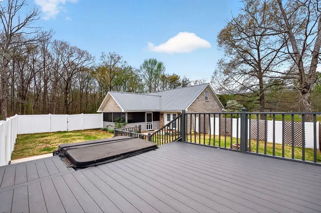 152 Black Mountain Road E Dunlap TN 37327