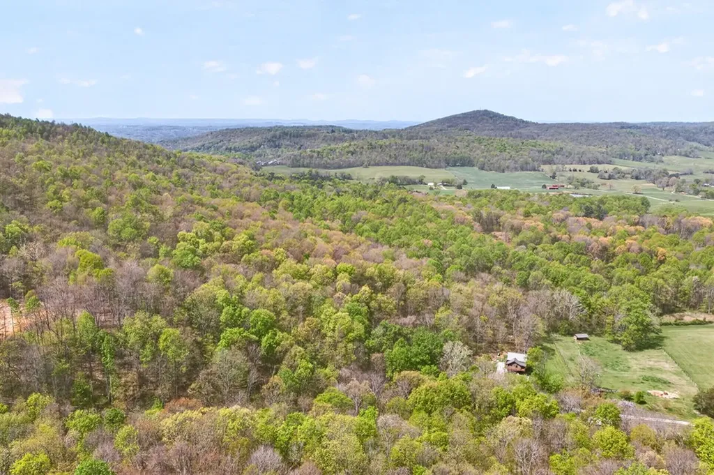 1218 Moody Road Byrdstown TN 38549