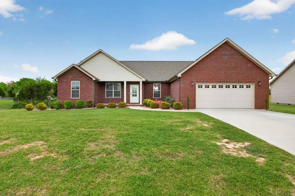 2760 Autumn Woods Trail Cookeville TN 38501