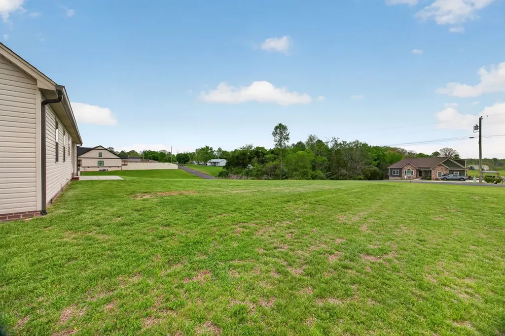2760 Autumn Woods Trail Cookeville TN 38501