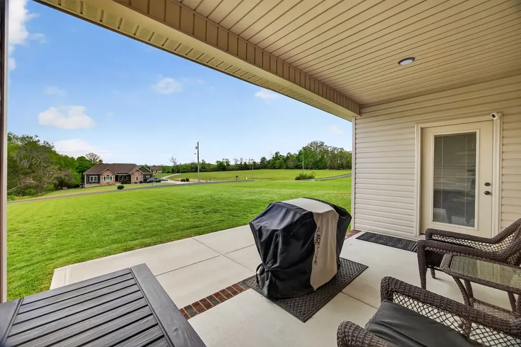 2760 Autumn Woods Trail Cookeville TN 38501
