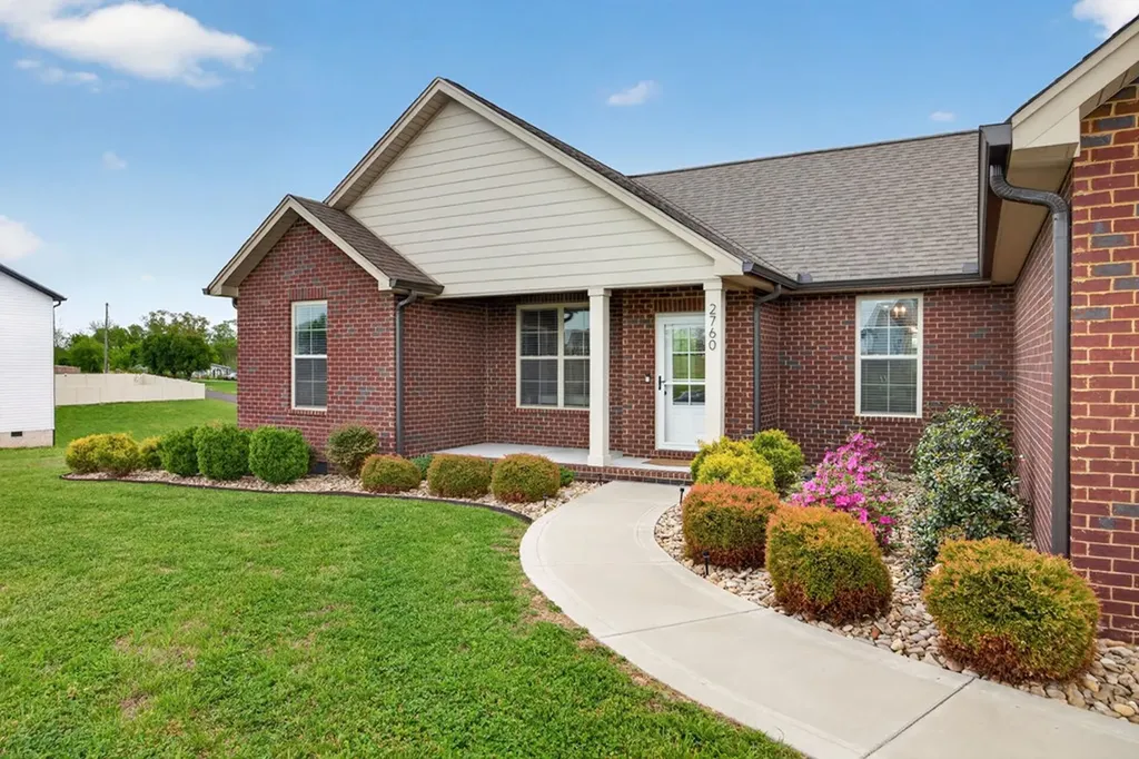 2760 Autumn Woods Trail Cookeville TN 38501
