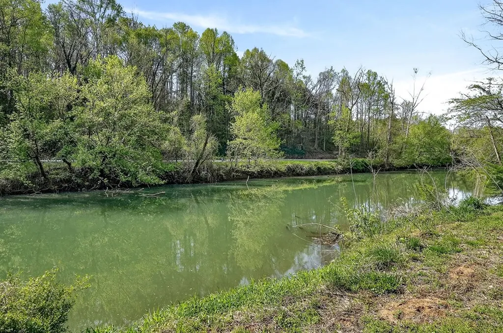 678 Oakland Drive Sparta TN 38583