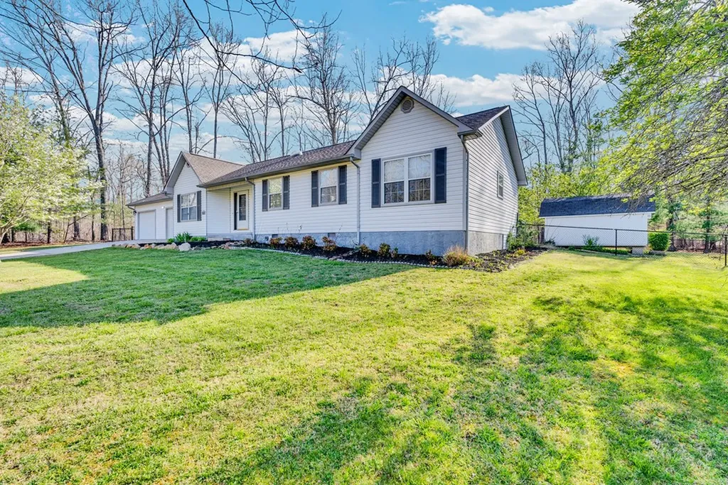 2016 Shalako Crossville TN 38572