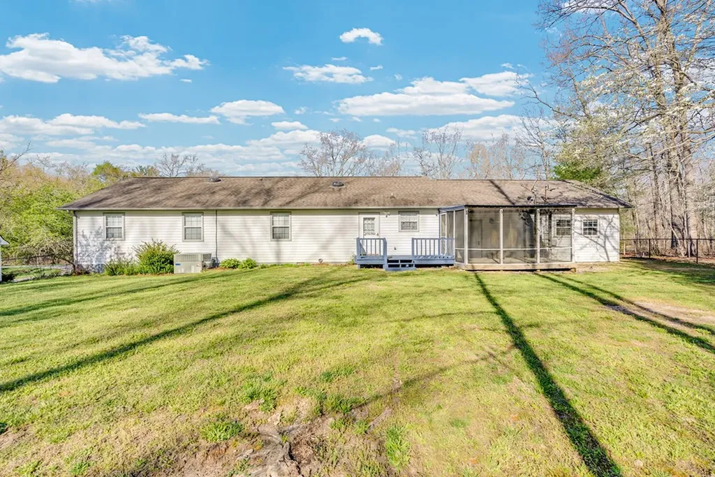 2016 Shalako Crossville TN 38572