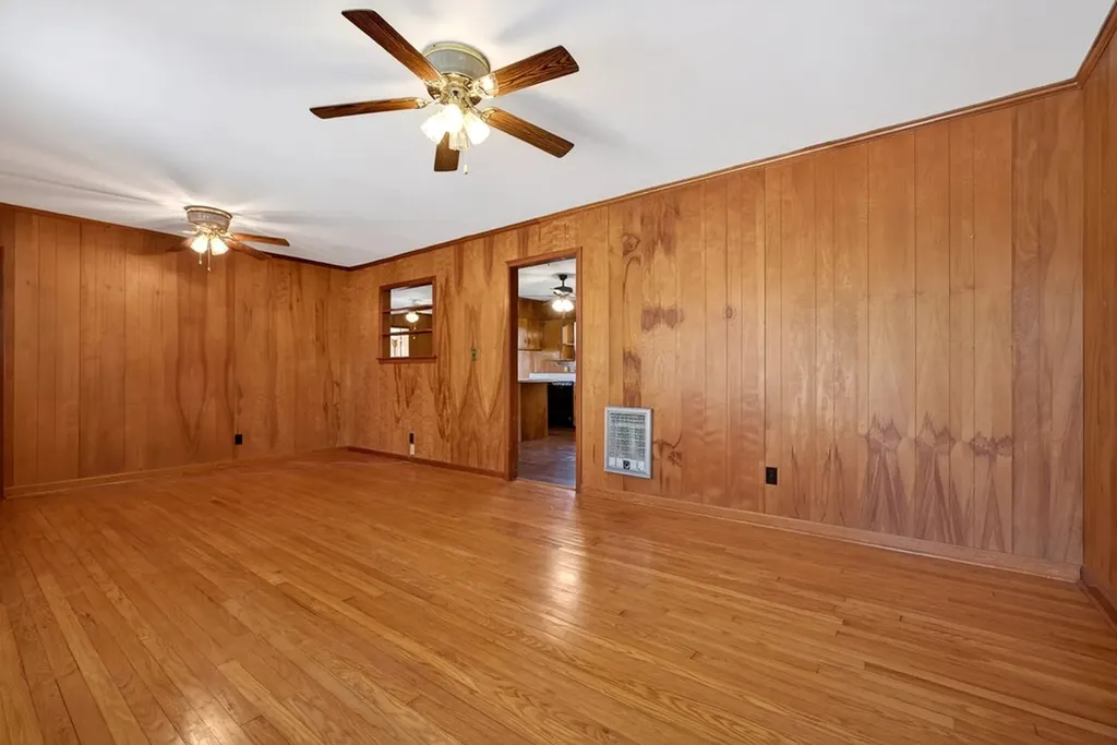 463 Franks Ferry Road Sparta TN 38583