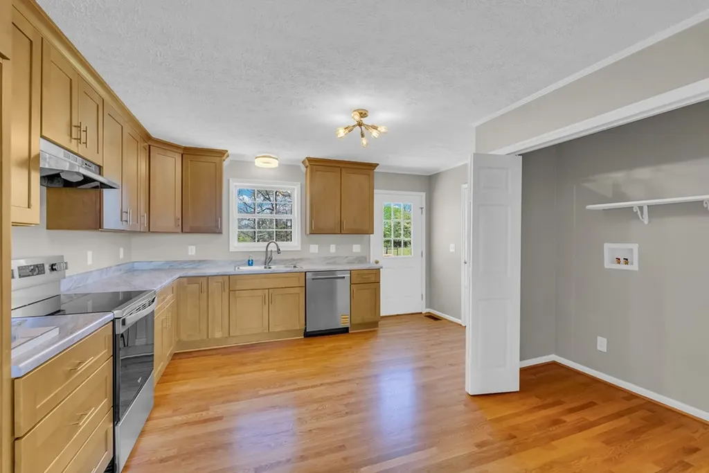 199 Tomahawk Lane Doyle TN 38559