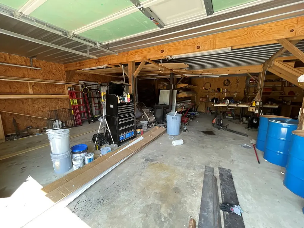 1951 Hall Road Clarkrange TN 38556