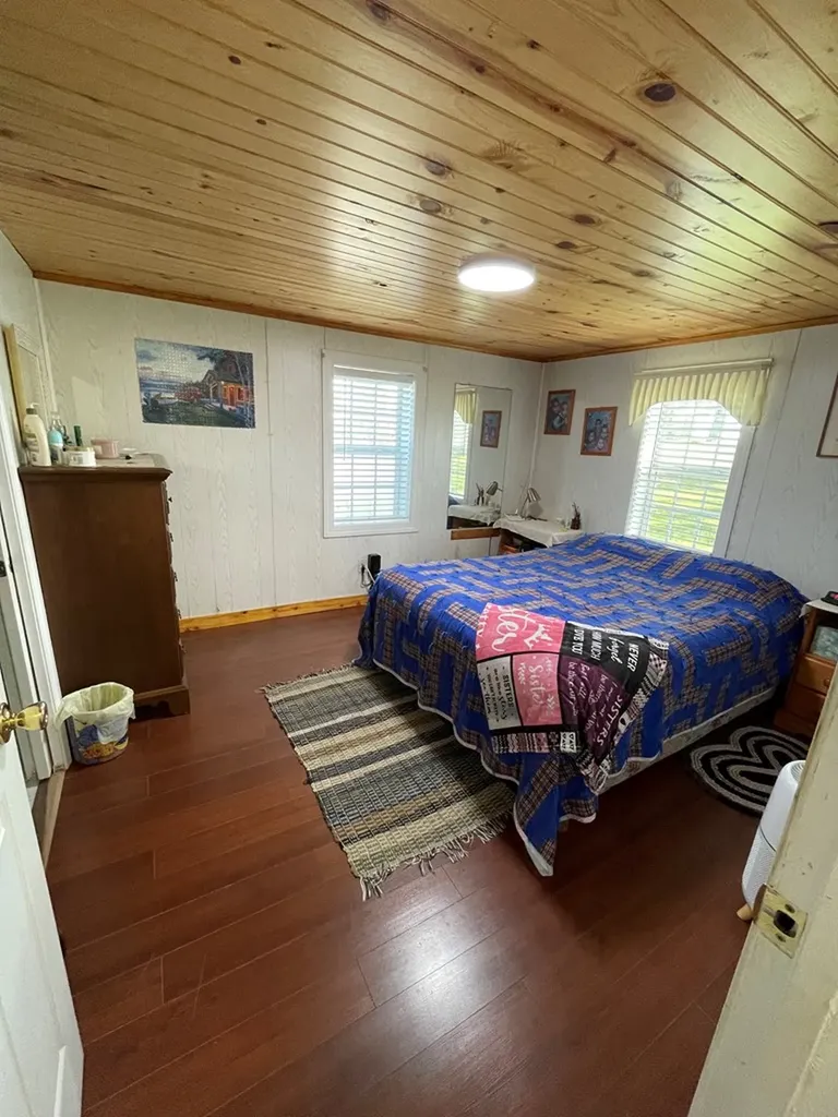 1951 Hall Road Clarkrange TN 38556